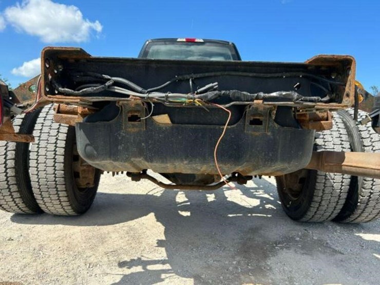 2016-ford-f550-xl-image-54