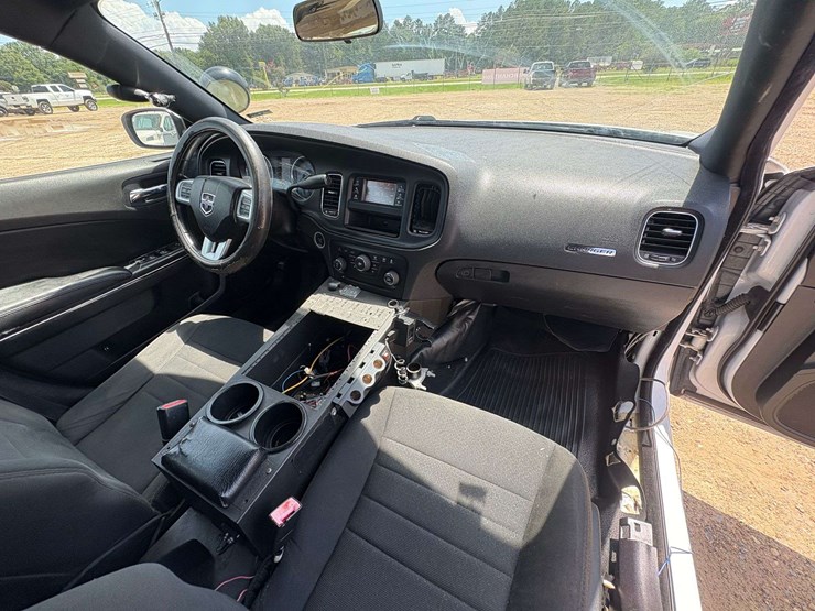2012-dodge-charger-rwd-4-door-police-sedan-(158,175-miles)-image-23