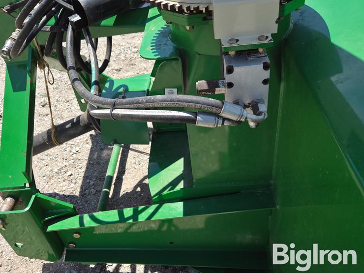 farm-king-960-snowblower-image-12