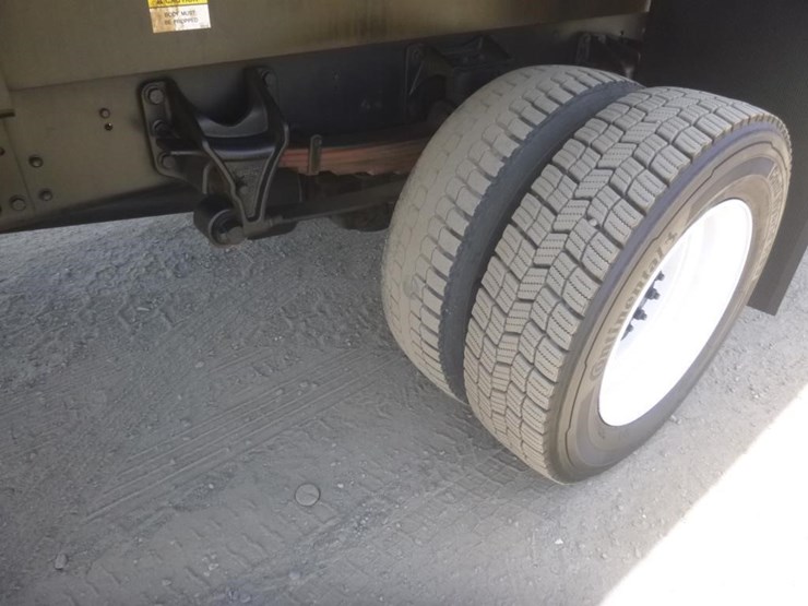 2012-ford-f650-image-22