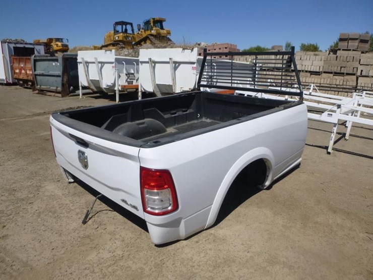 2023-ram-3500-tradesman-image-1