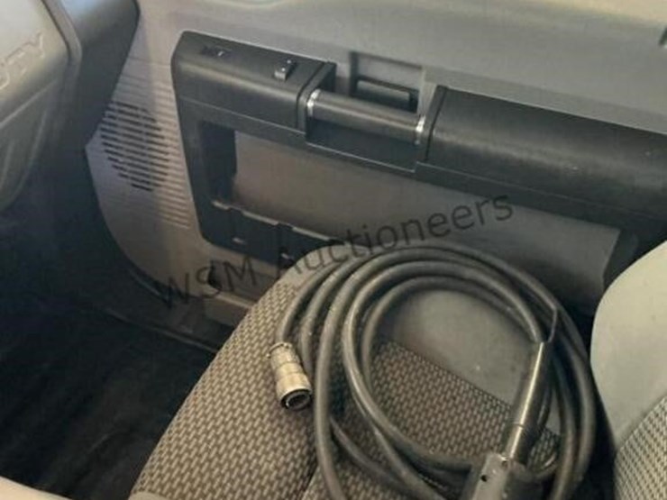 2015-ford-f350-image-25
