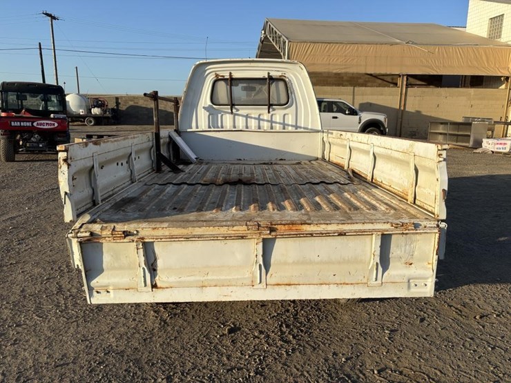 2009-zap-utility-truck-image-6