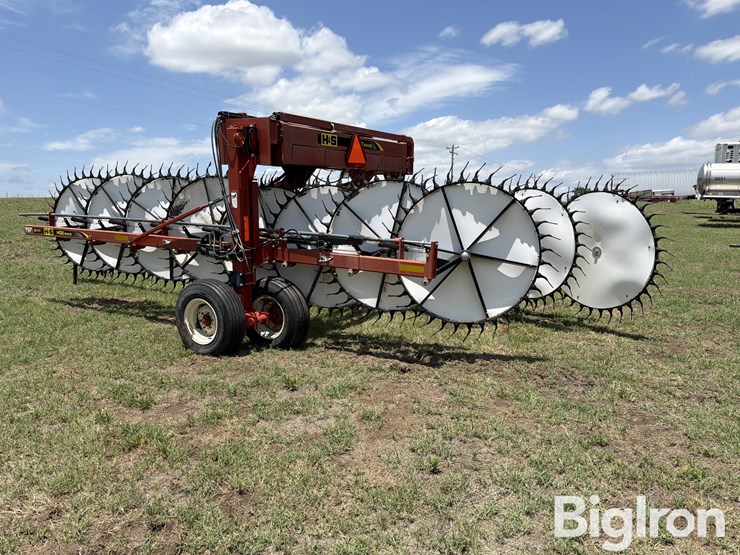 2020-h&s-hd8117-17-wheel-hay-rake-image-7
