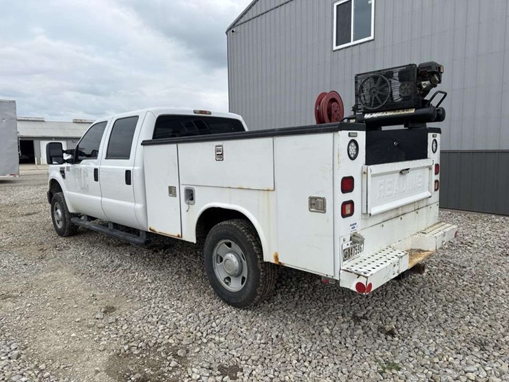 2007-ford-f250-xl-image-2