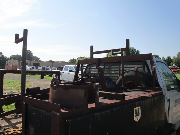 2004-ford-f350-image-9