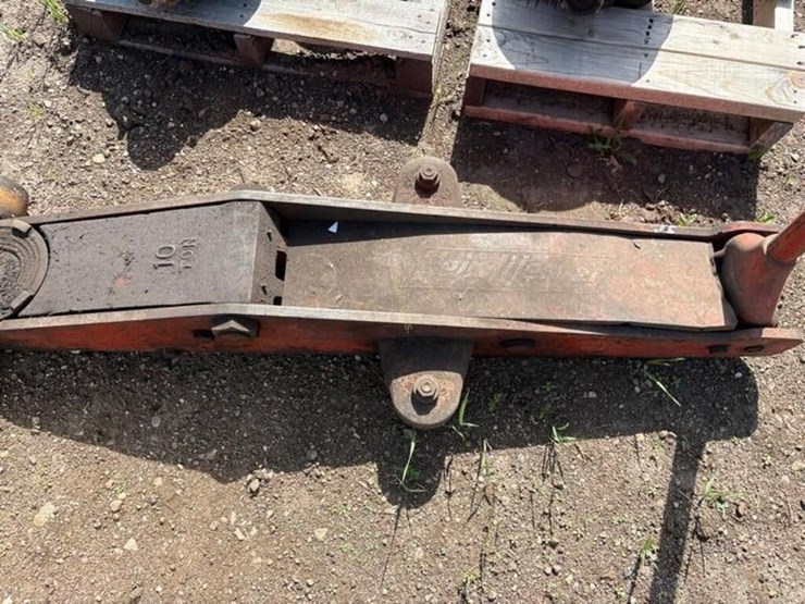 floor-jack-image-5