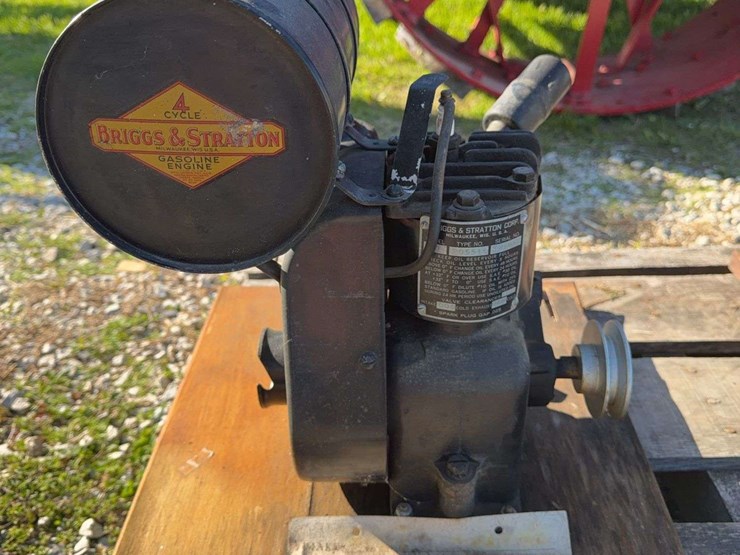 (2)-small-engines-image-15