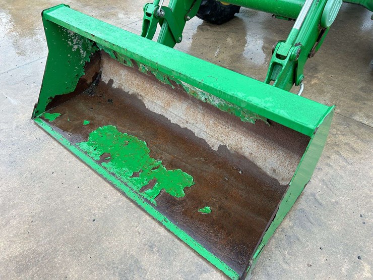 2012-john-deere-5101e-image-21