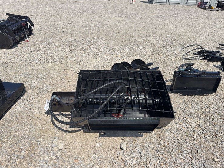 35”-hydraulic-mini-skid-steer-mixing-bucket-image-3