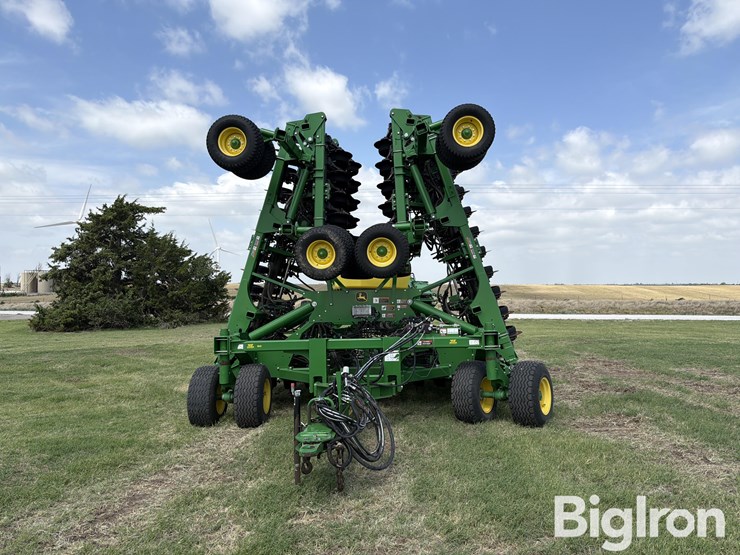 2023-john-deere-n560-image-2