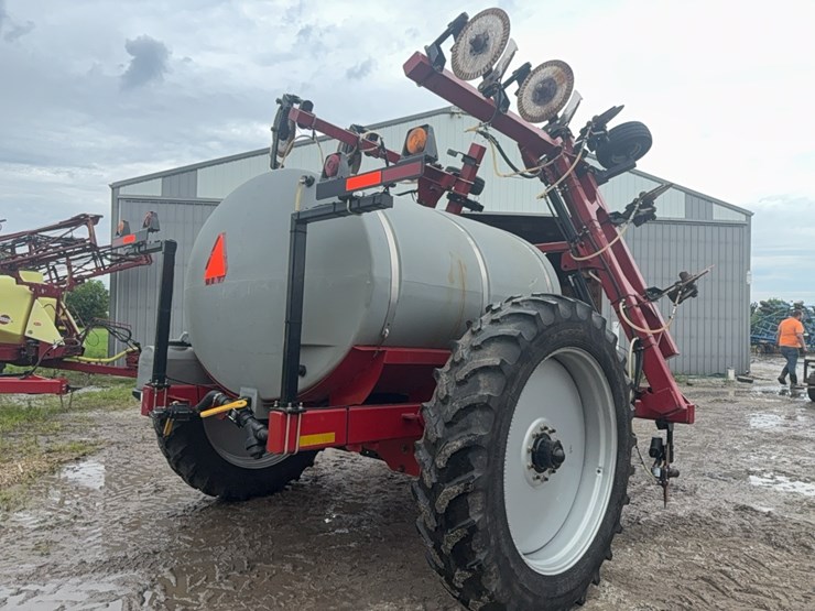 case-ih-2800-image-6