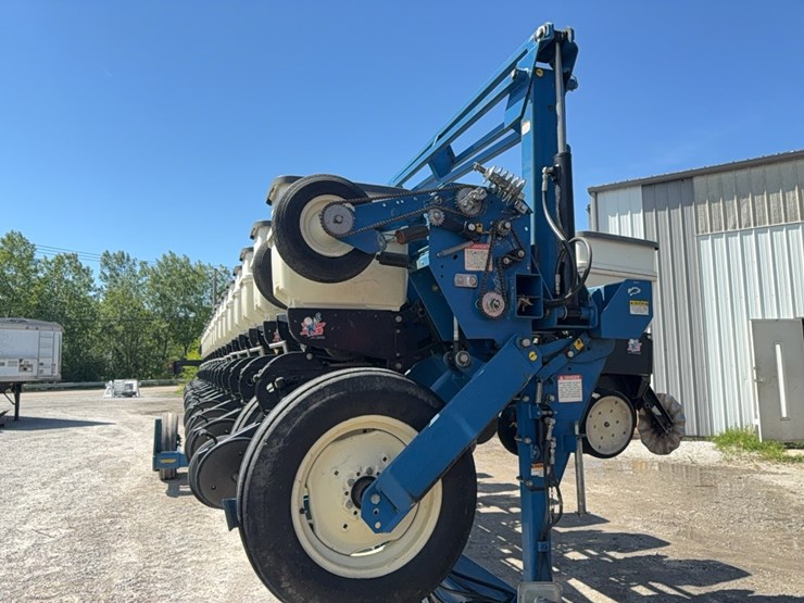 kinze-3600-image-18