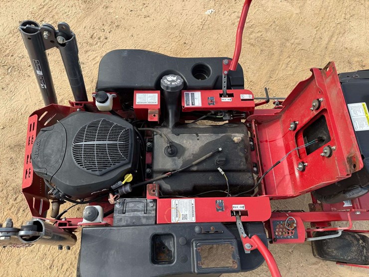 2019-bushog-zt-zero-turn-lawn-mower-image-16
