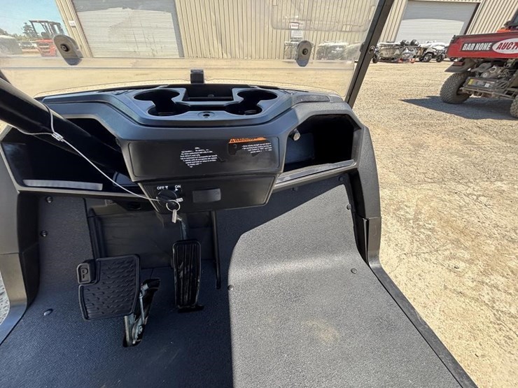 2019-yamaha-dr2e-golf-cart-image-11