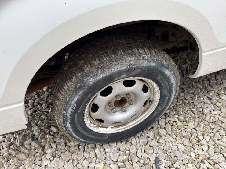 2009-ford-f150-xl-image-18
