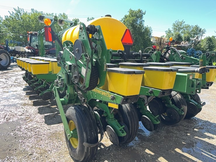 john-deere-1770-image-9