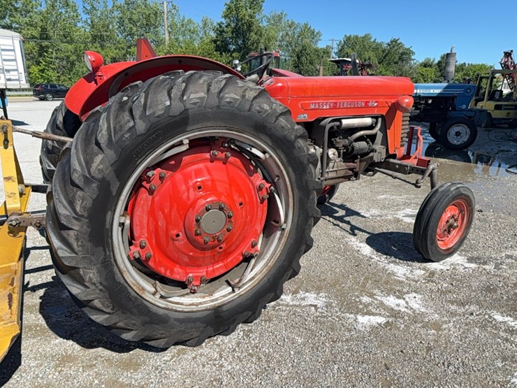 massey-ferguson-65-image-9