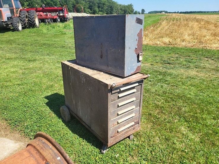 portable-tool-box-and-bolt-bins-w/contents-image-6