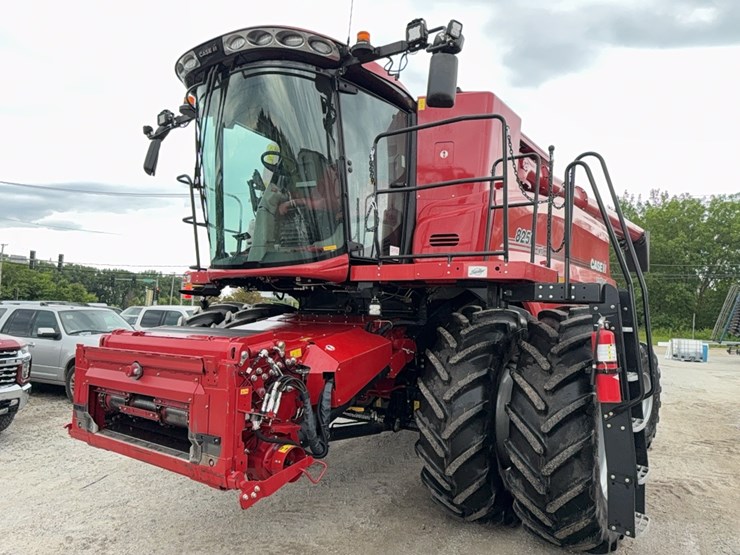 2022-case-ih-8250-image-6