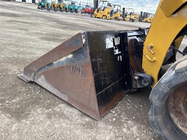 caterpillar-299d2-image-9