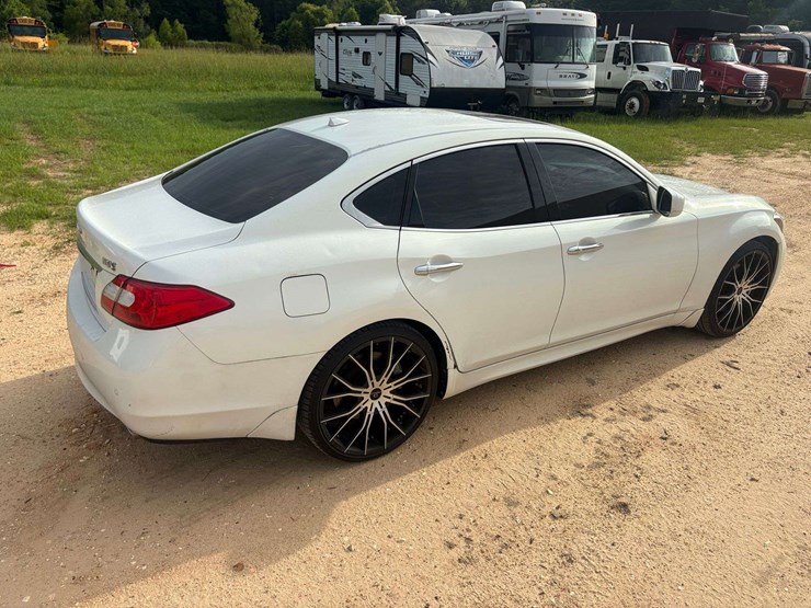 2013-infiniti-m37-4-door-sedan-(156,834-miles)-image-3