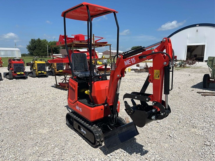 2026-me15-mini-excavator-image-6