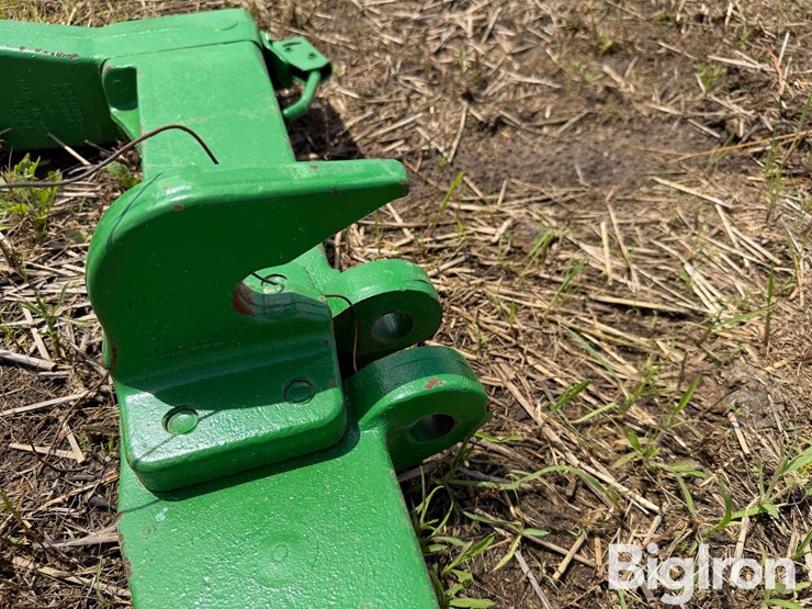 john-deere-cat-iii-quick-hitch-image-11