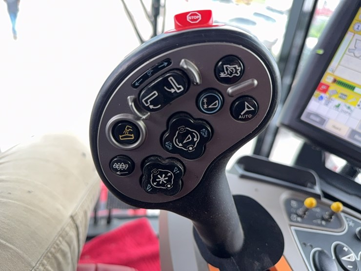2022-case-ih-8250-image-68