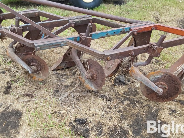 ford-4x14"-mounted-plow-image-13