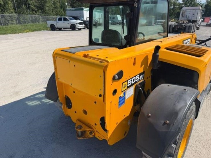 2018-jcb-505-20-image-26
