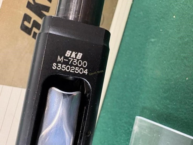 nib-skb-mdl.m-7300-20ga-shotgun-image-10