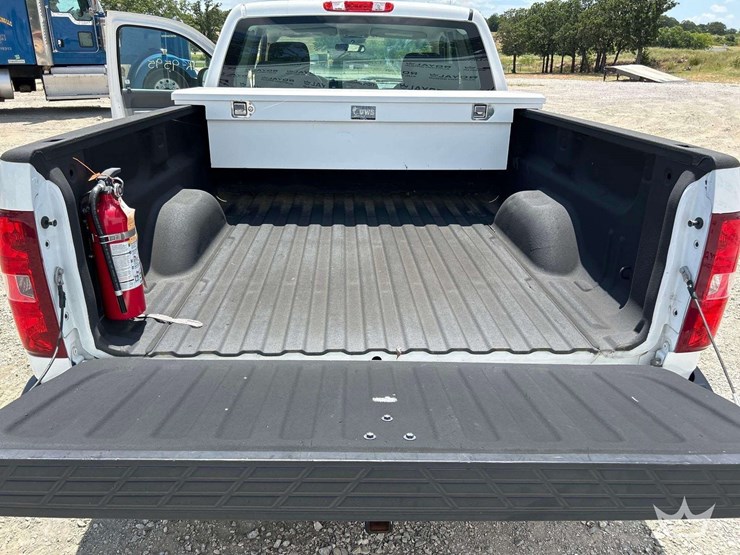 2013-chevrolet-silverado-image-20