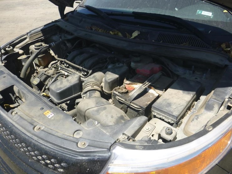 2013-ford-explorer-image-11