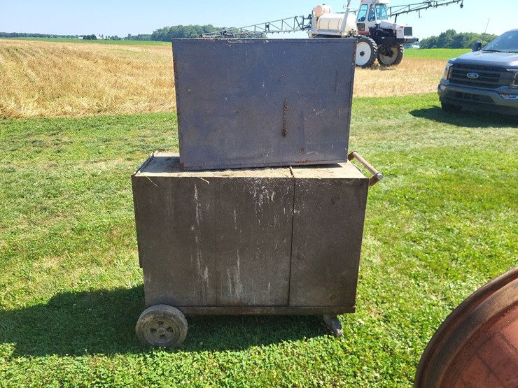 portable-tool-box-and-bolt-bins-w/contents-image-5