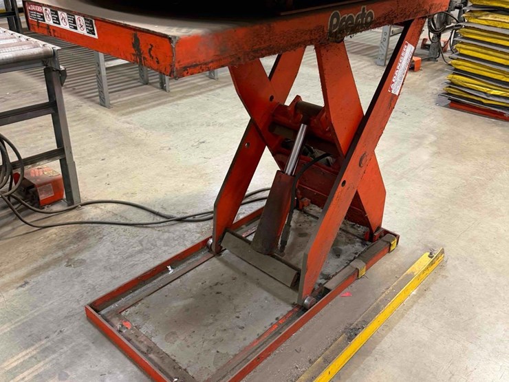 lee-l36-30-electric-hydraulic-scissor-lift-image-3