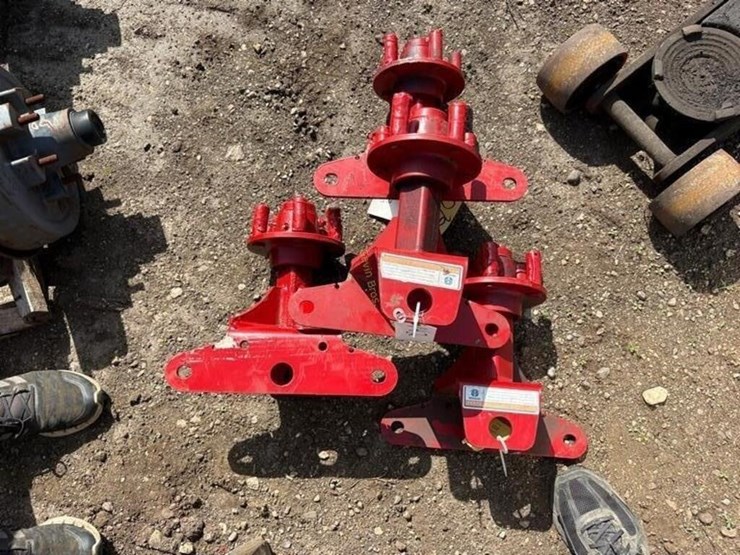 (4)-new-holland-spindles-image-5