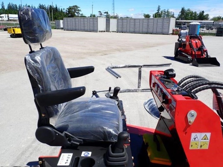 unused-2026-sdlanch-ssl580-skid-steer-image-31