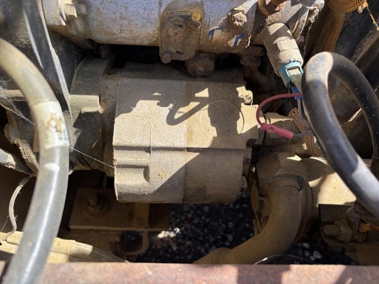 caterpillar-v80e-image-39