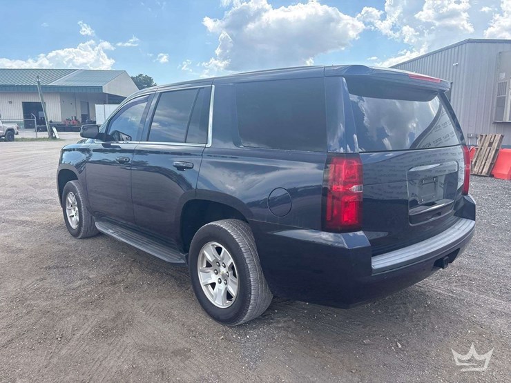 2018-chevrolet-tahoe-image-4