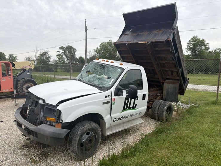 2005-ford-f350-image-1