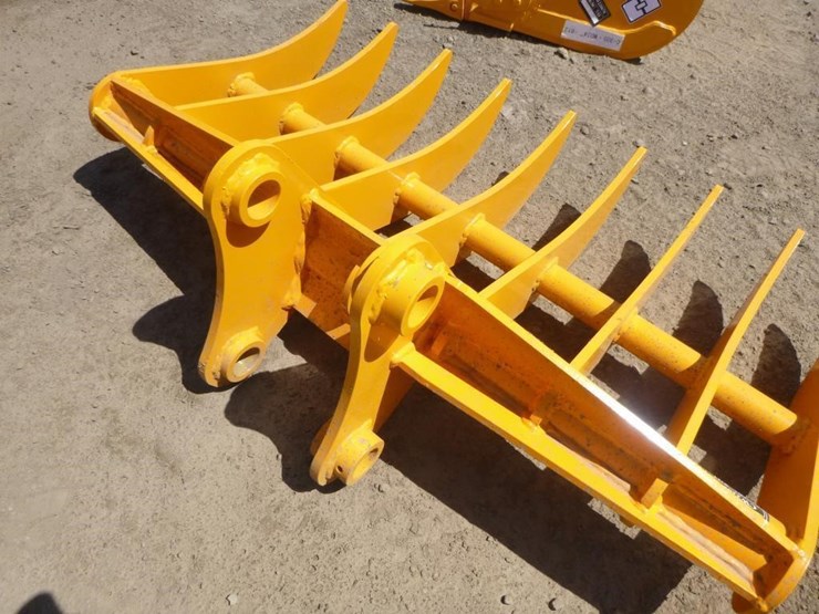 caterpillar-305-image-5