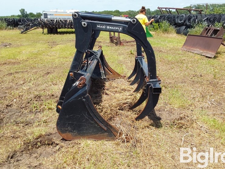 102"-bucket-w/maxi-grapple-image-4