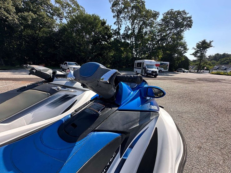 2007-sea-doo-gtx-4-tec-jet-ski,-2006-sea-doo-gtx-4-tec-jet-ski,-w/2017-triton-dual-ski-trailer-image-41