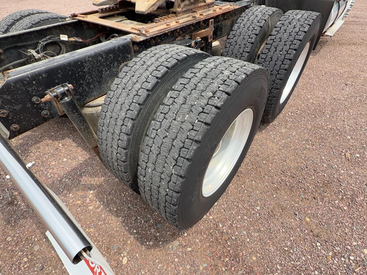 2006-kenworth-t800-image-33