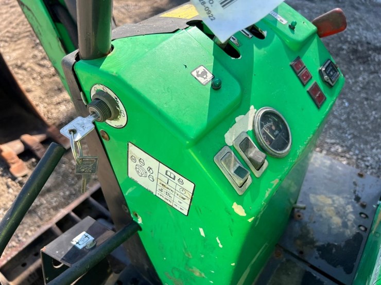 bobcat-e10-image-17