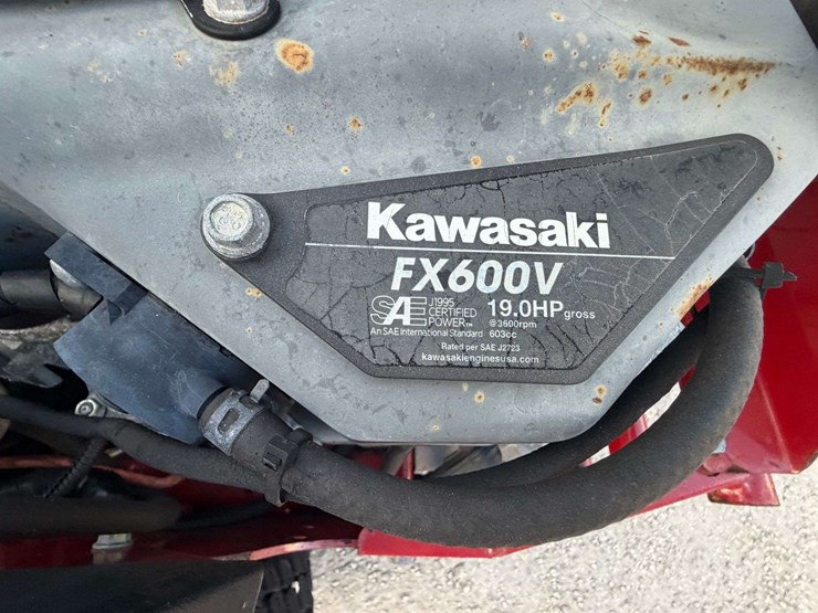 2017-ferris-zero-turn-mower-image-19