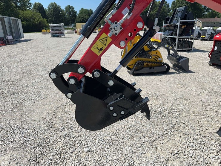2026-sdline-sdee22-mini-excavator-image-13