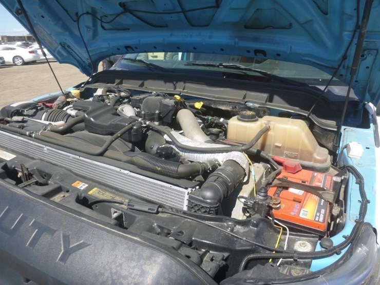 2013-ford-f550-image-24