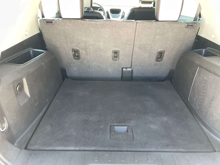 2016-chevrolet-equinox-image-15
